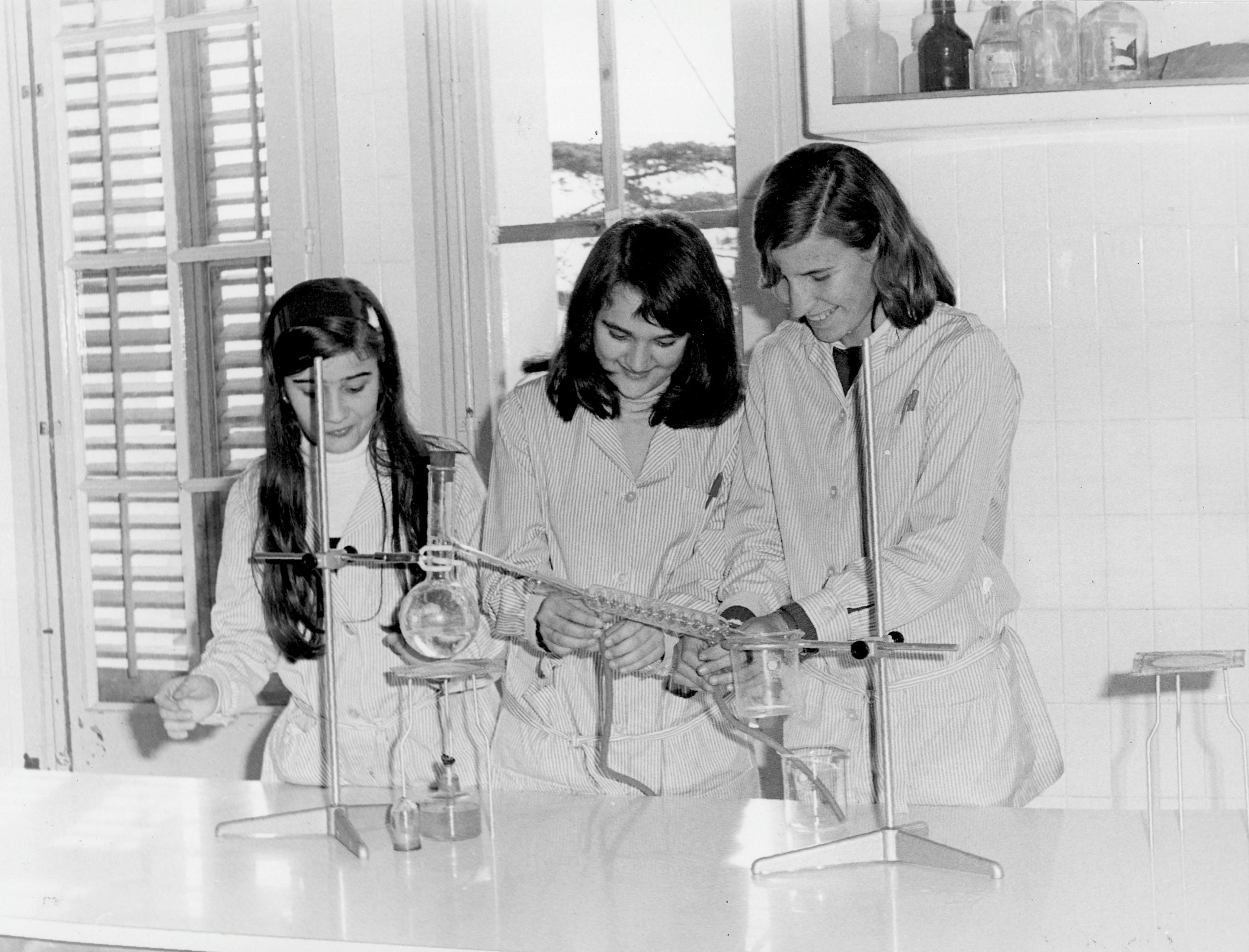 60 anys aprenent Ciència