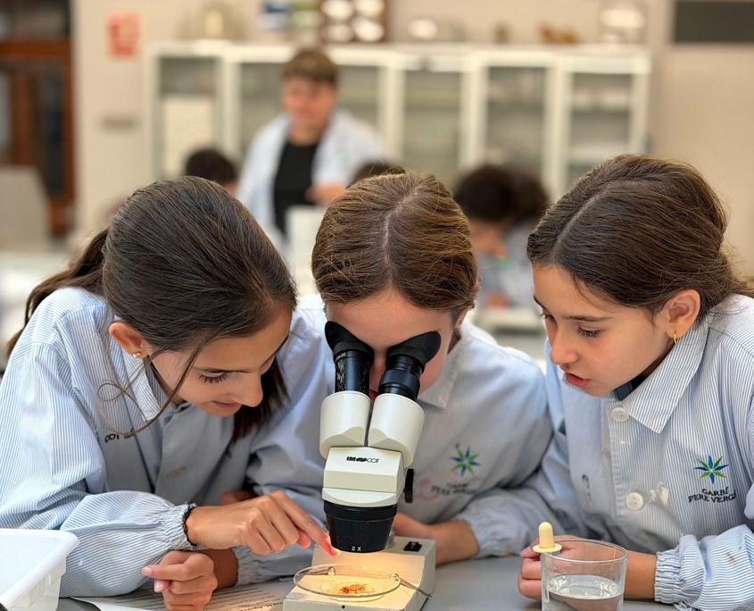 60 anys aprenent Ciència
